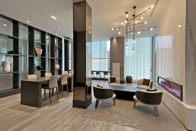 Additional image 13 of 250 Lawrence Ave Unit 501