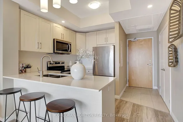 Additional image 10 of 60 Charles St Unit 2403