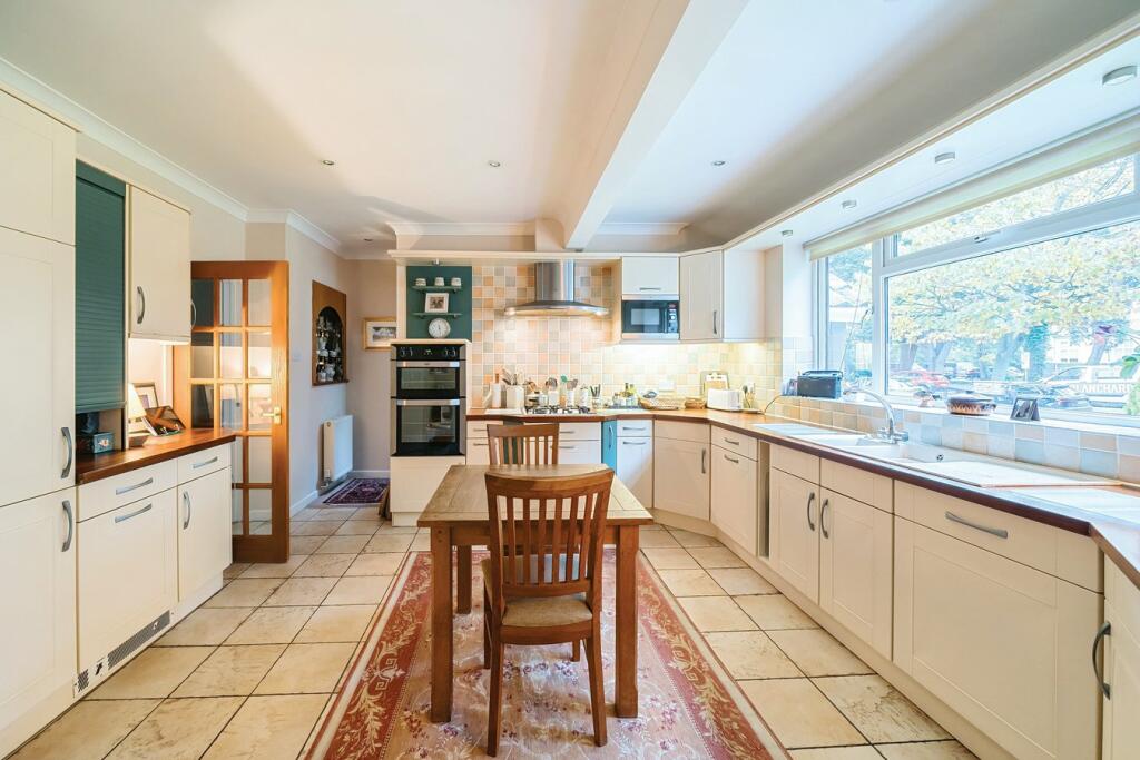 Additional image 7 of Gervis Road, East Cliff, Bournemouth, BH1