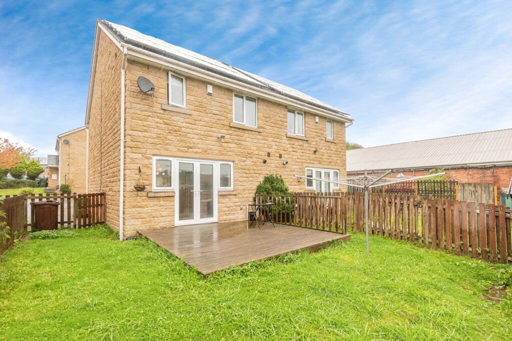 Additional image 15 of Gilynda Close, Bradford, BD8