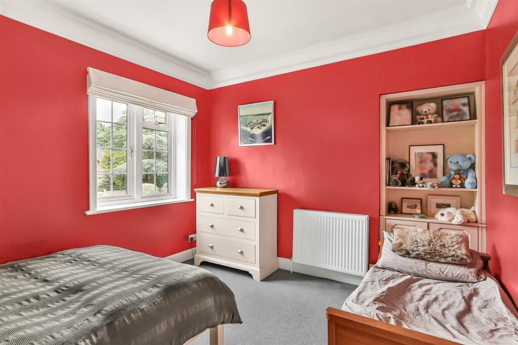 Additional image 18 of Lawrence Drive, Poole