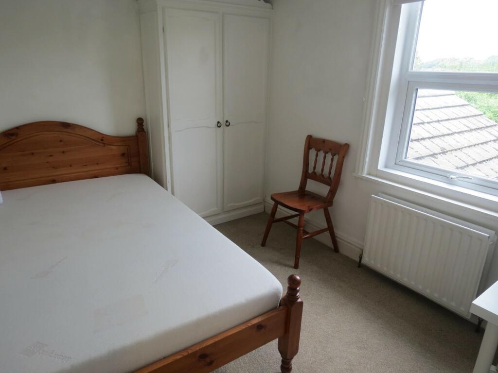 Additional image 9 of 5 bedroom Detached House in Ensbury Park