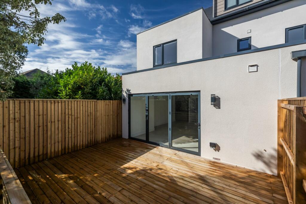 Additional image 9 of 30 Bournemouth Road, Ashley Cross, Poole, BH14