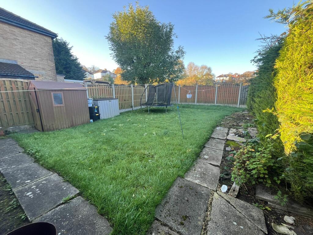 Additional image 14 of Shay Crescent, Bradford