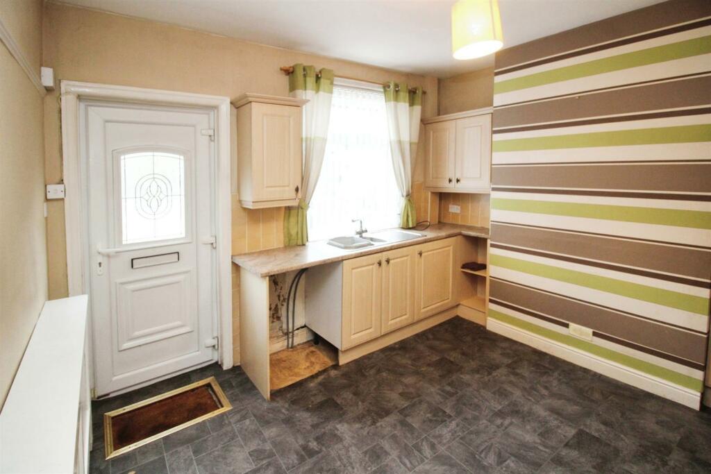 Additional image 13 of Princes Crescent, Bradford, BD2 1ED
