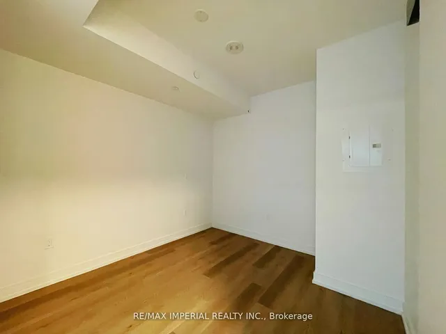 Additional image 14 of 1 Jarvis St Unit 904