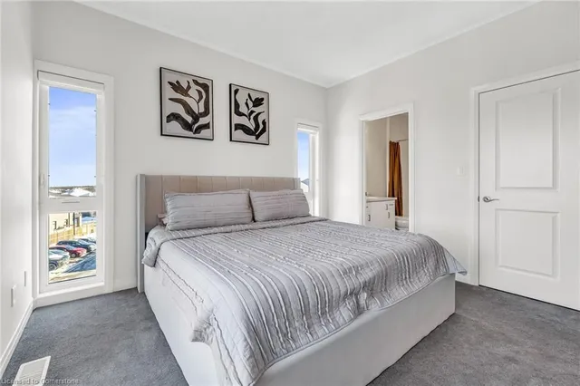 Additional image 29 of 261 Woodbine Ave Unit 68