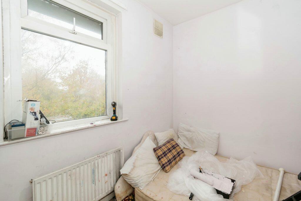 Additional image 9 of Scholemoor Ave, Bradford, BD7 2RX