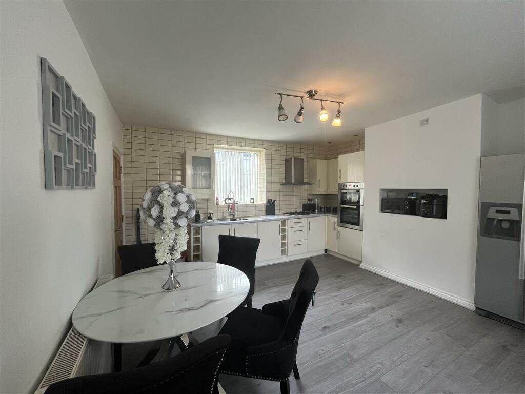 Additional image 2 of Speights Place, Bradford