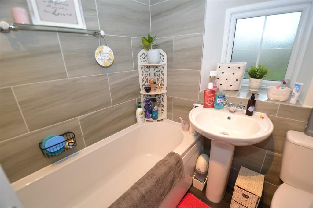 Additional image 8 of Green End, Clayton, Bradford