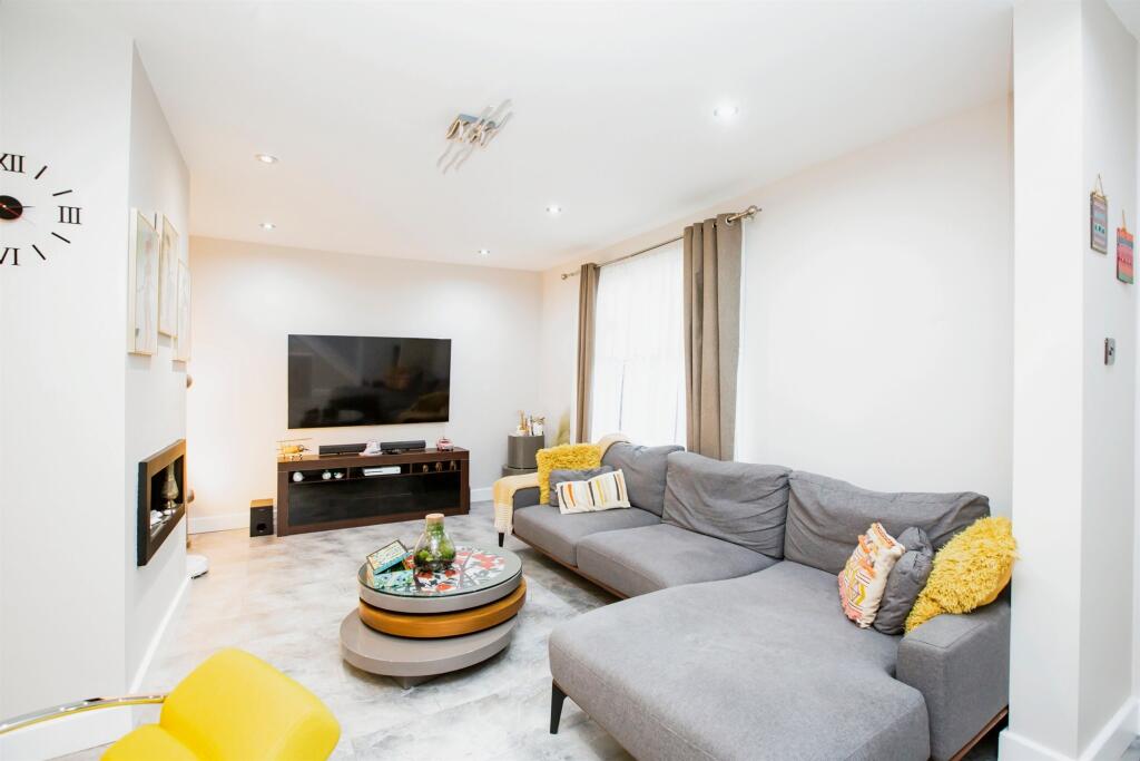 Additional image 5 of Fenwick Drive, Bradford