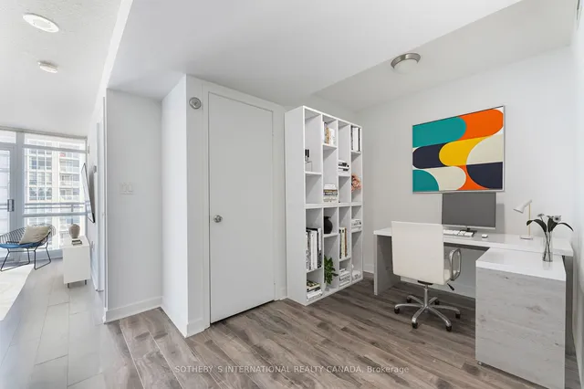 Additional image 5 of 11 Brunnel Crt Unit 3608