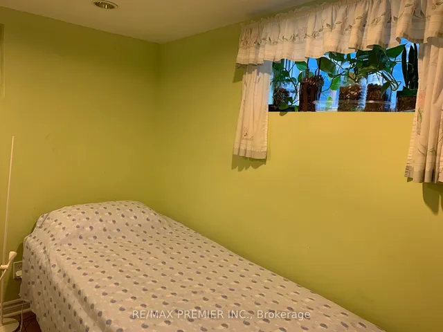 Additional image 26 of 33 Pakenham Dr