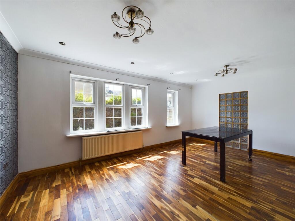 Additional image 2 of Pelham Court, Bradford, West Yorkshire, BD2