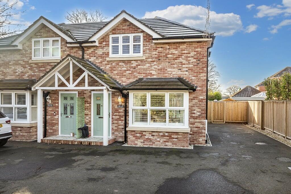 Additional image 25 of Robin Cottage, Glenair Avenue, Lower Parkstone , BH14