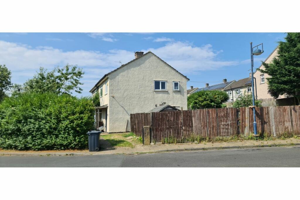 Additional image 20 of Dulverton Grove, Bradford, BD4