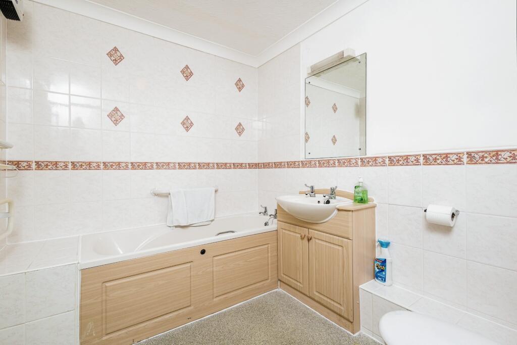 Additional image 8 of Beech Street, Bingley