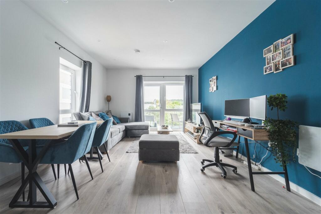 Additional image 4 of The Observatory, Park Road, Poole, BH15 2FY