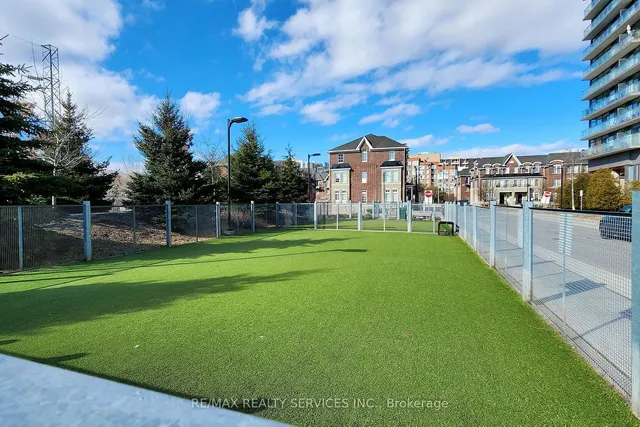 Additional image 27 of 105 The Queensway Ave Unit 511