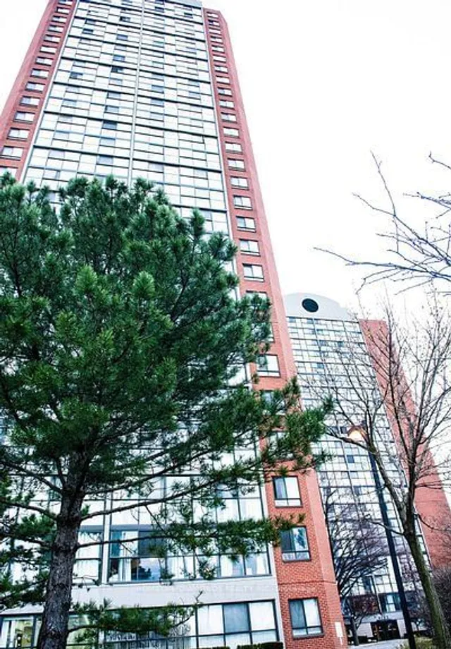 Additional image 31 of 4205 SHIPP Dr Unit 202