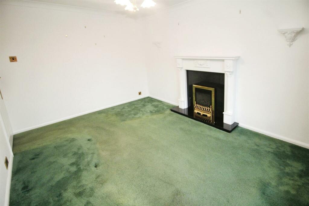 Additional image 5 of Bierley Lane, Bradford, BD4 6DR