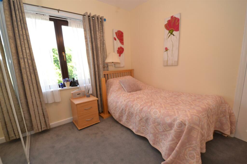 Additional image 14 of Broughton Avenue, Bierley, Bradford