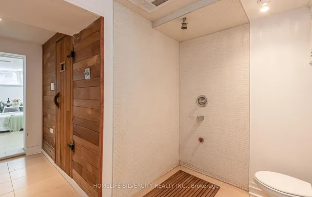 Additional image 34 of 32 Sledman St