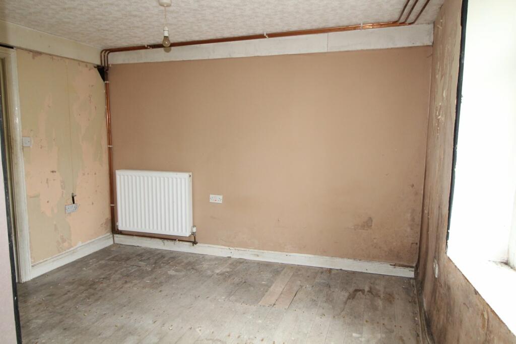 Additional image 4 of Halifax Road, Keighley, BD21