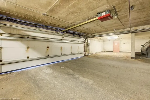 Additional image 19 of 3227 King St Unit 108