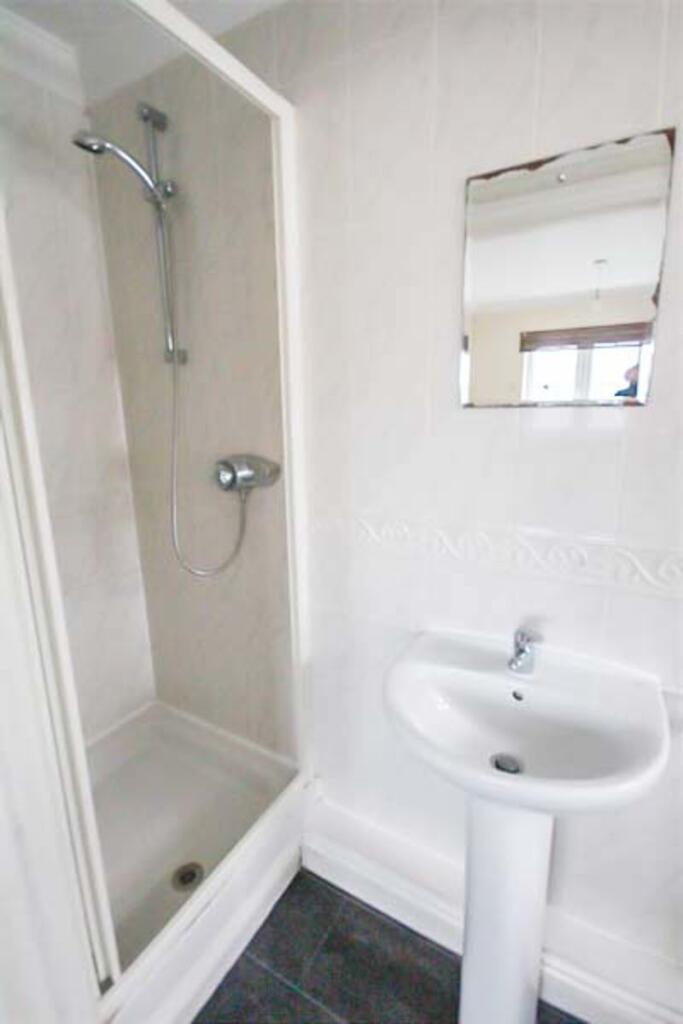 Additional image 8 of Coombe Avenue. Bournemouth