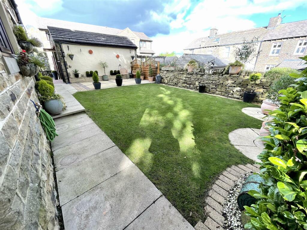 Additional image 18 of Valentine Court, Thornton, Bradford