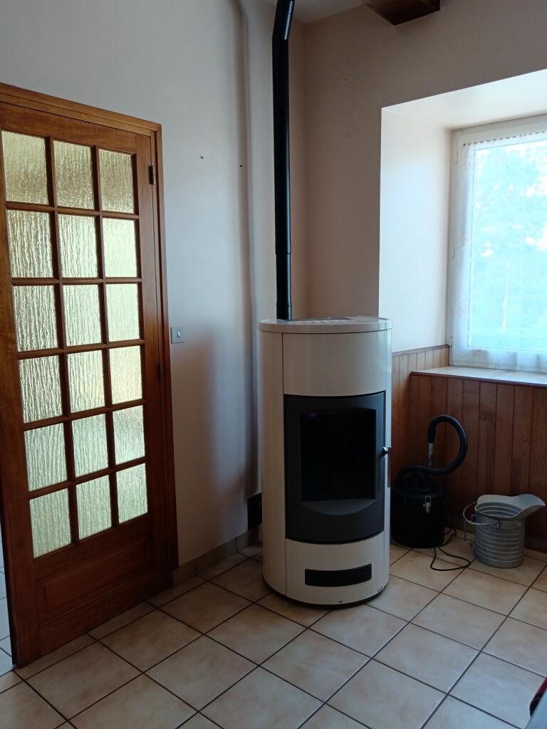 Primary image of 56480 cleguerec, France