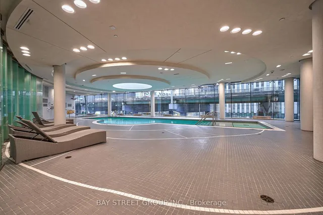 Additional image 39 of 14 York St Unit 3410