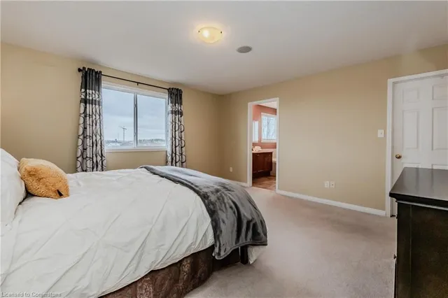 Additional image 31 of 28 Isabella St