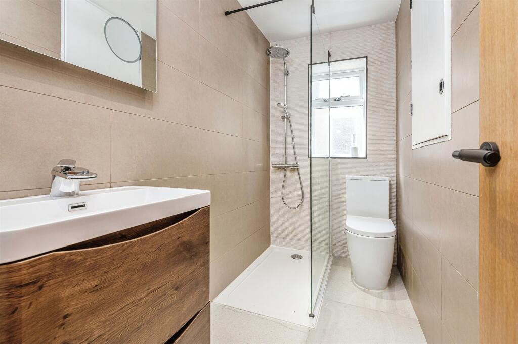 Additional image 12 of Hydale Court, Low Moor, Bradford