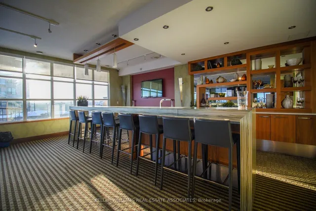 Additional image 30 of 112 Benton St Unit 601