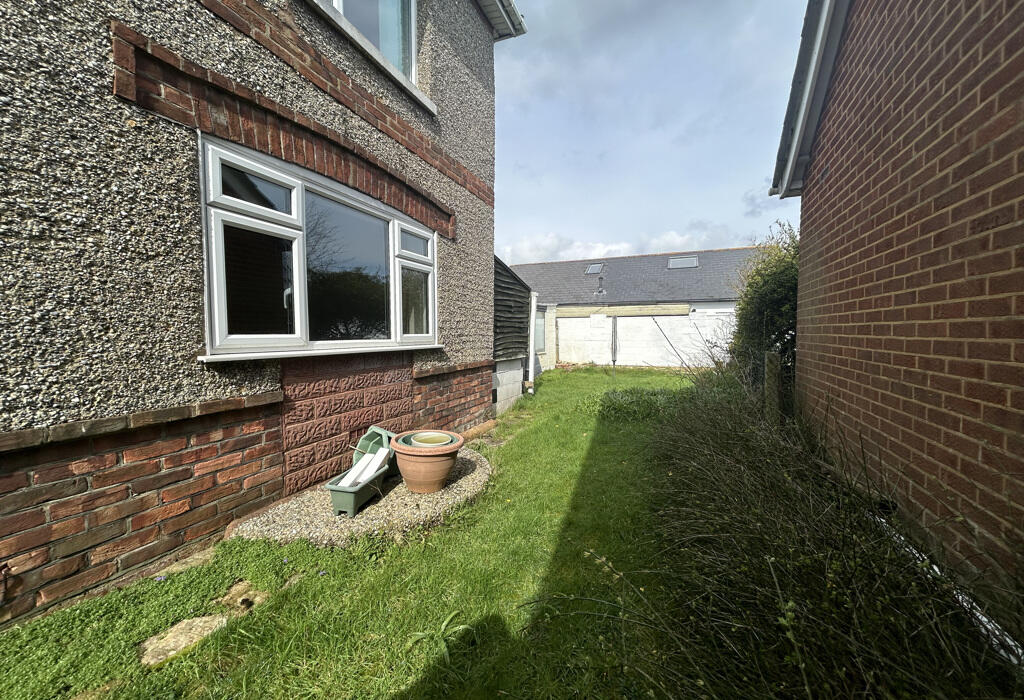 Additional image 4 of Headswell Crescent, Bournemouth, Dorset