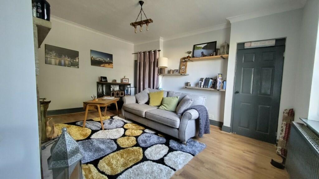 Additional image 4 of 37-38 Cliffe View, Allerton, West Yorkshire, BD15 9JQ