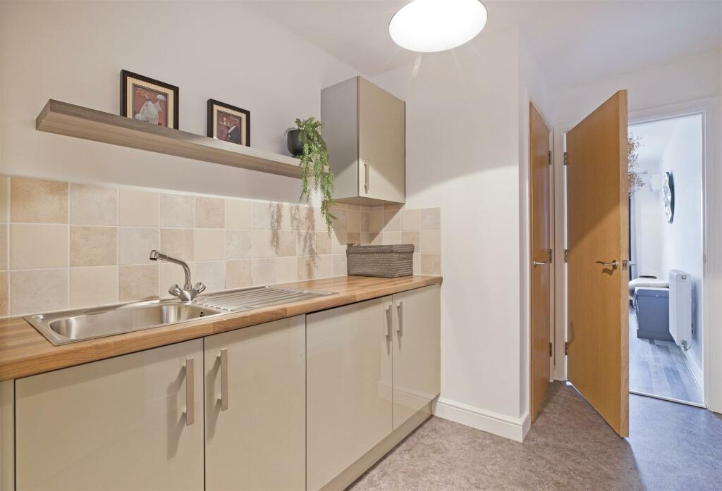 Additional image 20 of Hawthorn Close, Keighley
