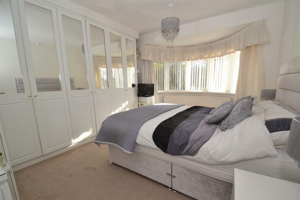 Additional image 7 of Highgate Road, Queensbury, Bradford