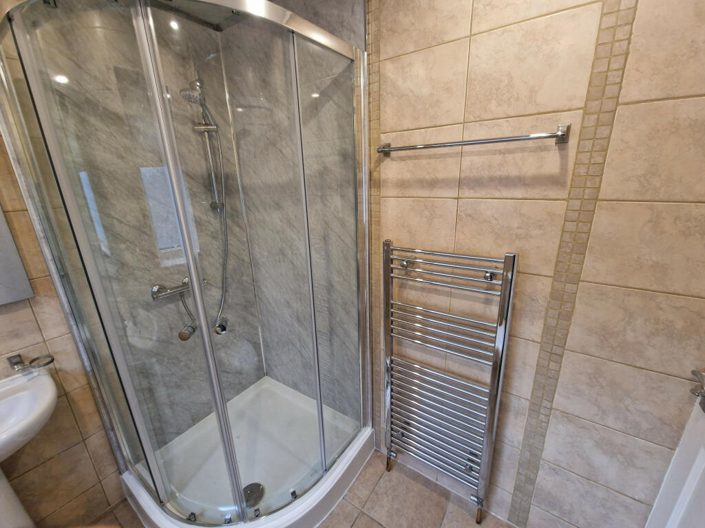 Additional image 22 of Highlands Grove, Bradford, West Yorkshire, BD7