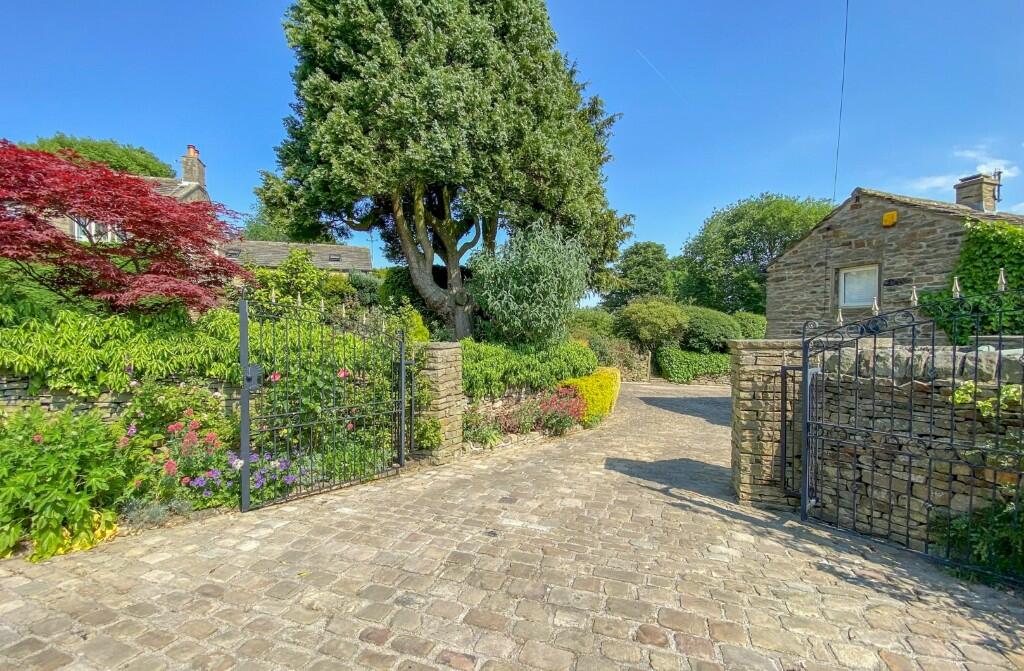 Additional image 17 of Croft Barn, Kildwick BD20 9AD