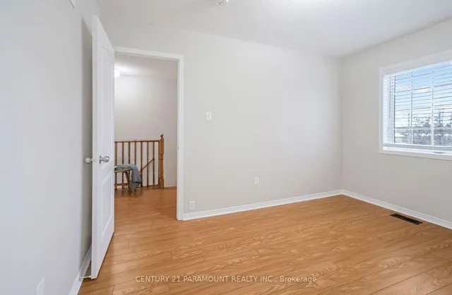 Additional image 32 of 43 Crystal Glen Cres