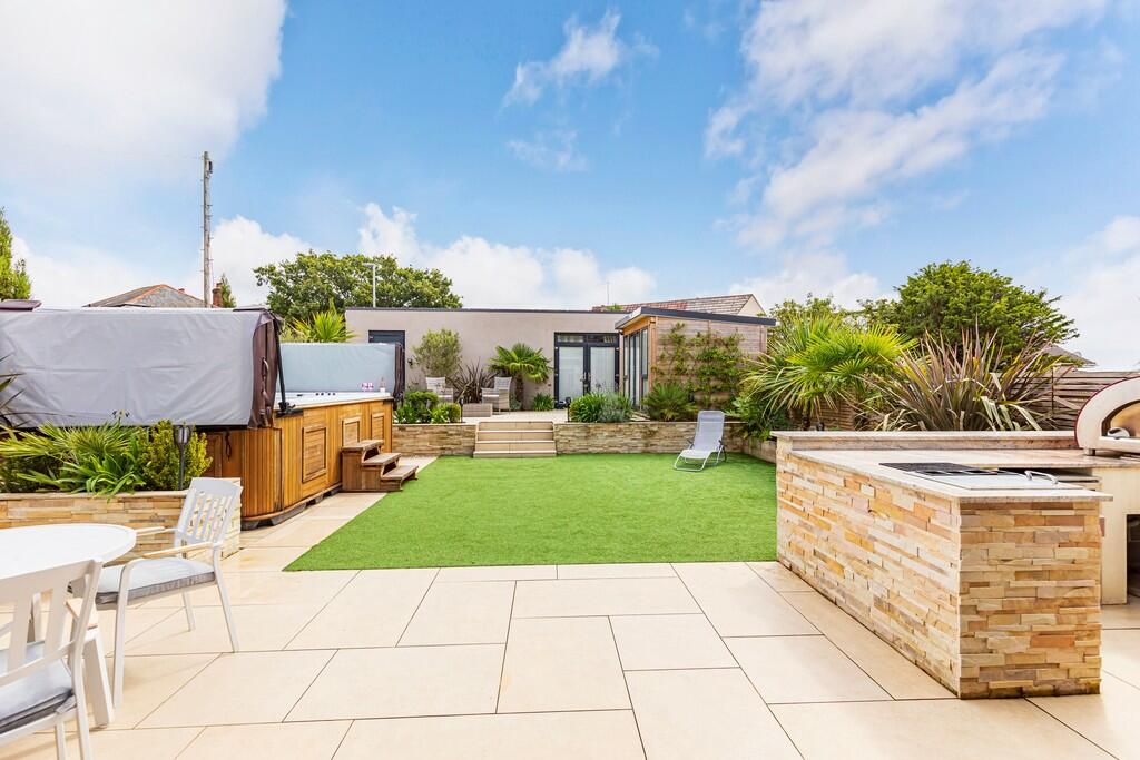 Additional image 27 of Sherwood Avenue, Whitecliff