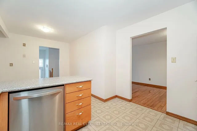 Additional image 14 of 1639 Corkstone Gl