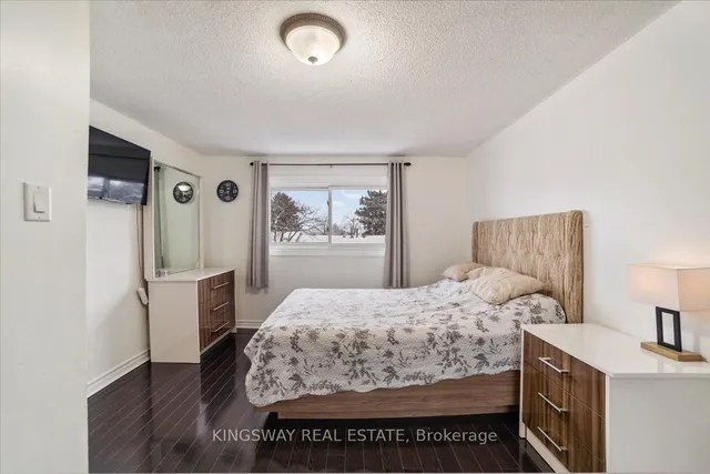 Additional image 17 of 109 Ashton Cres Unit 109