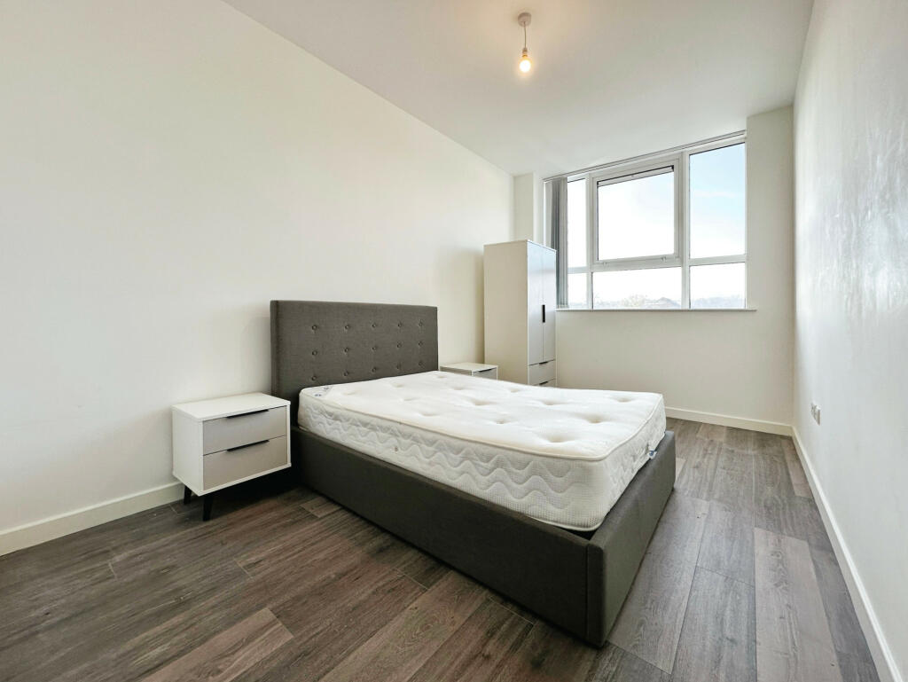 Additional image 4 of Card House, Bingley Road, Bradford, West Yorkshire, BD9