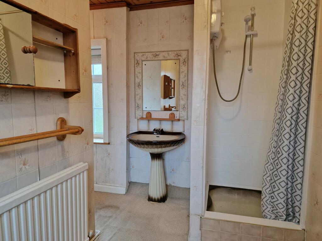 Additional image 21 of Doctor Lane, Bradford, BD10