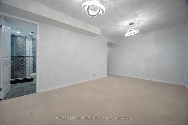 Additional image 7 of 284 Sophia Cres