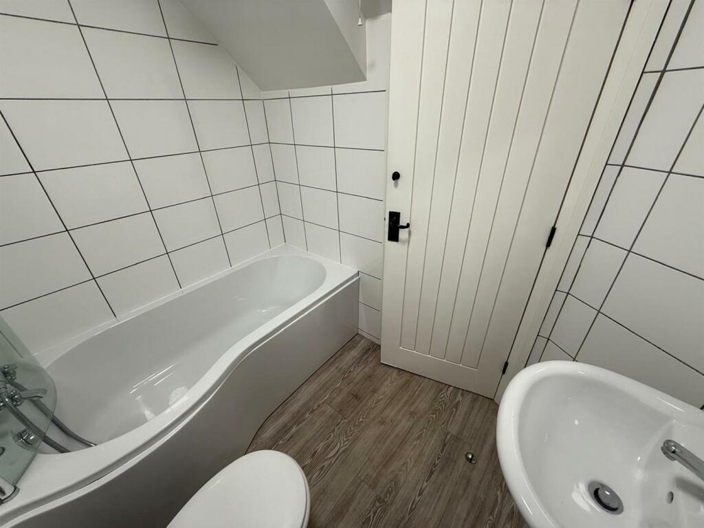 Additional image 8 of Stable Cottage, The High Hall, Steeton